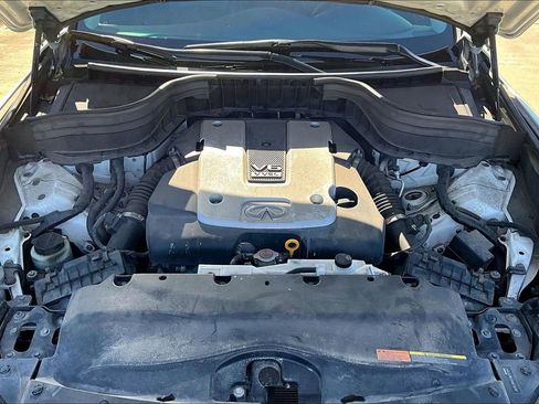 Used 2016 INFINITI QX50 Base w/ Deluxe Touring Package image 12