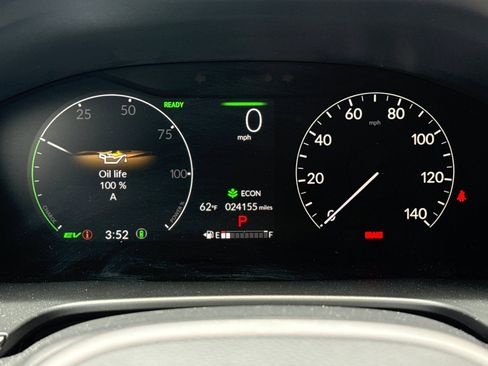 Used 2025 Honda CR-V Sport image 17