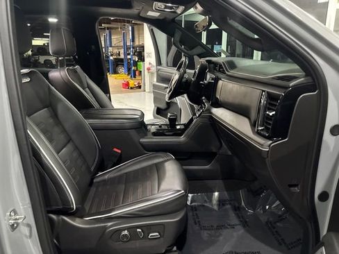 Used 2024 GMC Sierra 1500 AT4X AWD/4WD image 25