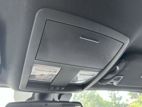 Used 2022 Dodge Challenger R/T image 28