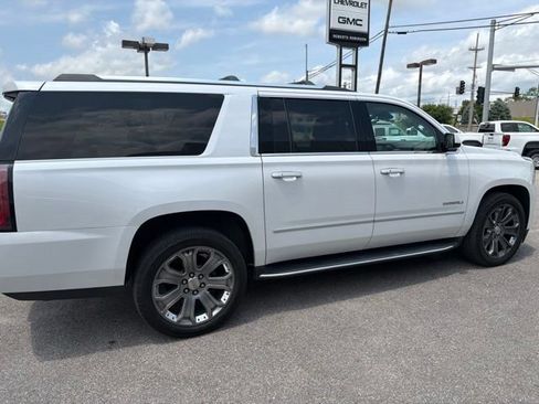 Used 2016 GMC Yukon XL Denali w/ Open Road Package AWD/4WD image 17