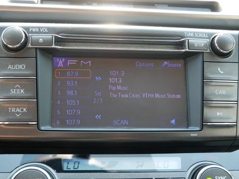 Used 2013 Toyota RAV4 Limited AWD/4WD image 18