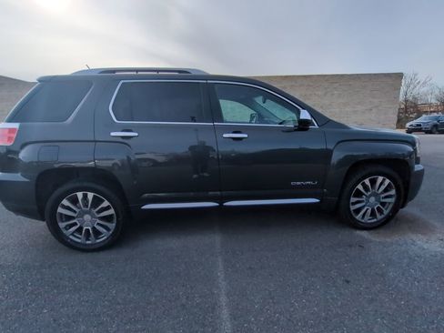 Used 2017 GMC Terrain Denali image 3