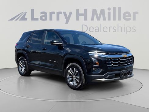 Used 2026 Chevrolet Equinox LT AWD/4WD image 8