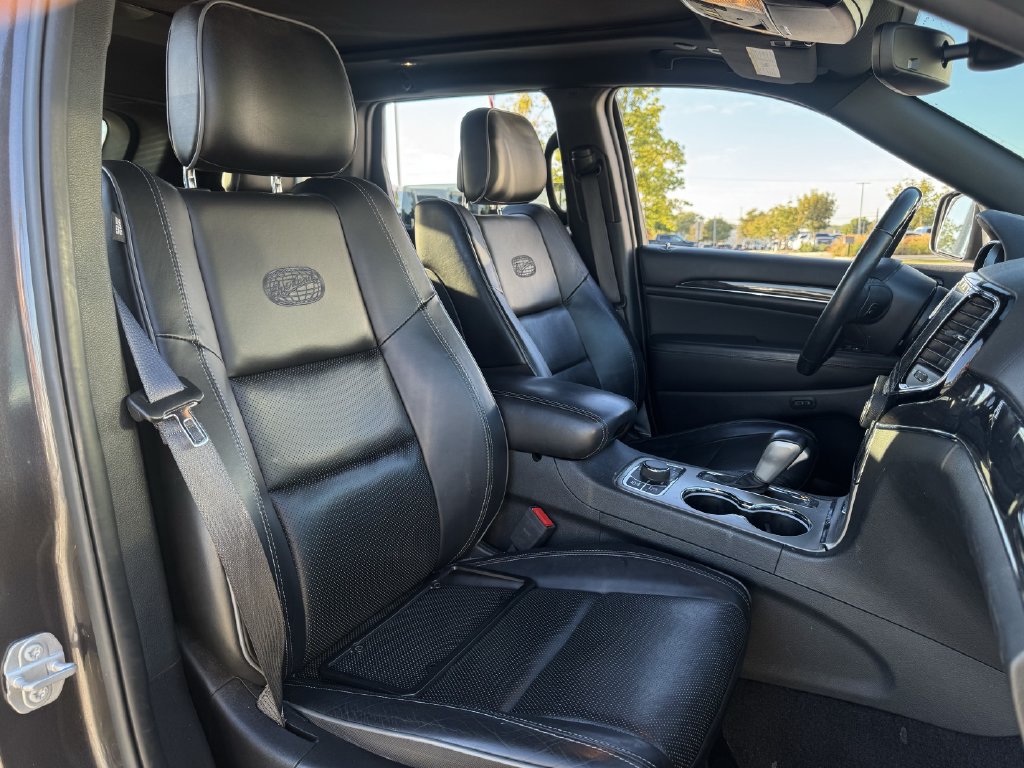 Used 2019 Jeep Grand Cherokee Overland AWD/4WD image 28