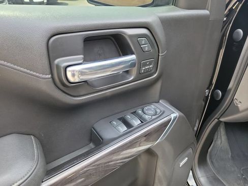 Used 2019 Chevrolet Silverado 1500 LTZ w/ LTZ Premium Package AWD/4WD image 16