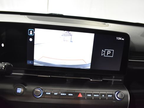 Used 2025 Hyundai Kona SEL FWD image 18