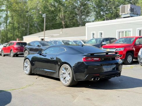 Used 2017 Chevrolet Camaro SS RWD image 6