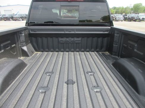 New 2026 GMC Sierra 3500 Denali Ultimate AWD/4WD image 7