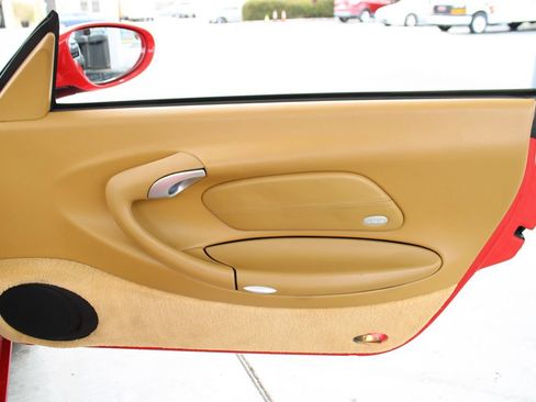 Used 2003 Porsche 911 Cabriolet image 31