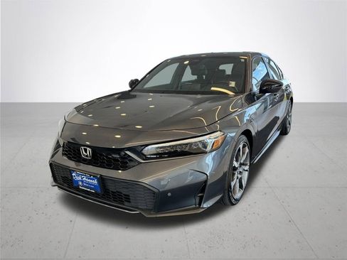 Used 2025 Honda Civic Sport Touring image 2