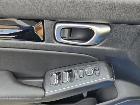 Certified 2024 Honda Civic Sport Touring image 17