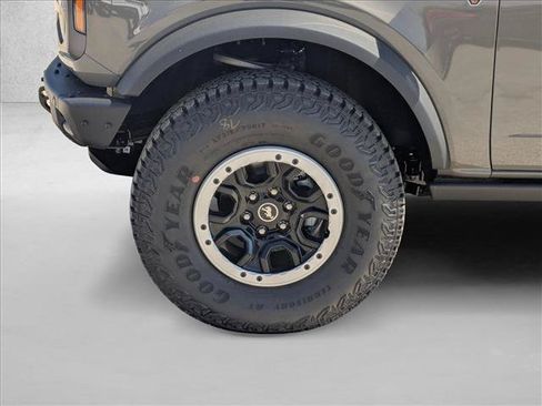New 2026 Ford Bronco Badlands AWD/4WD image 10