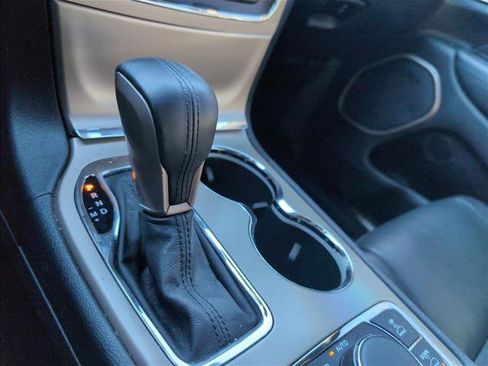 Used 2016 Jeep Grand Cherokee Summit w/ Platinum Series Group image 15