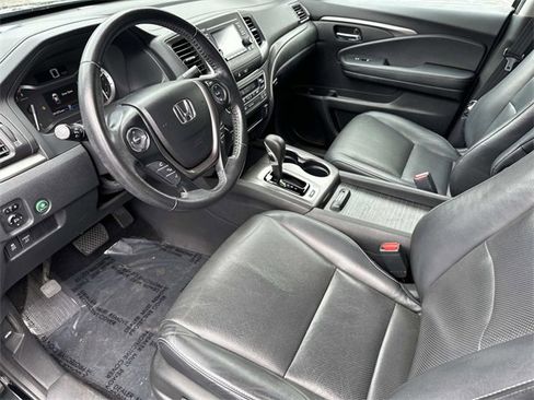 Certified 2017 Honda Ridgeline RTL image 22
