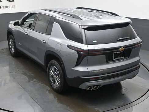 New 2026 Chevrolet Traverse LT w/ LPO, Floor Liner Package FWD image 20