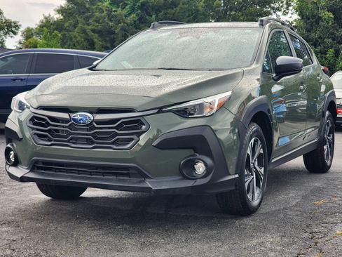 Used 2026 Subaru Crosstrek 2.5i Premium AWD/4WD image 3