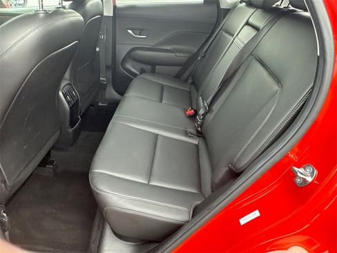 Used 2024 Hyundai Kona Limited image 21