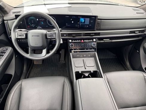 Used 2025 Hyundai Santa Fe Calligraphy FWD image 15