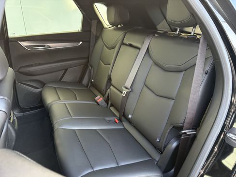 Used 2023 Cadillac XT5 Luxury image 12
