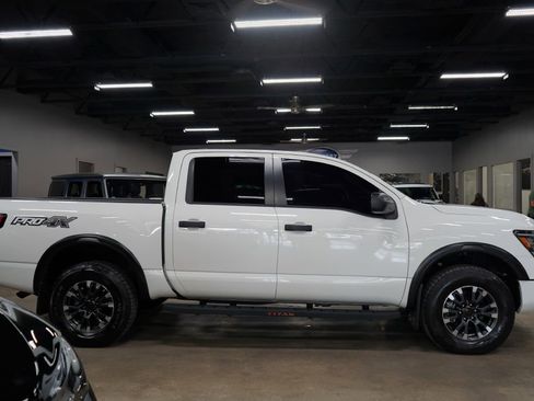 Used 2024 Nissan Titan PRO-4X w/ Pro-4x Utility Package AWD/4WD image 6