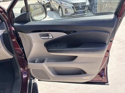 Used 2016 Honda Pilot Elite image 13