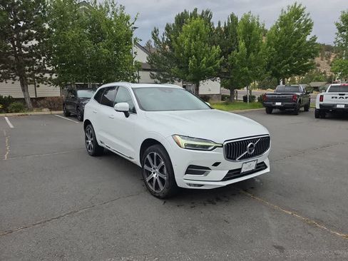 Used 2018 Volvo XC60 T6 Inscription w/ Luxury Seat Package AWD/4WD image 7
