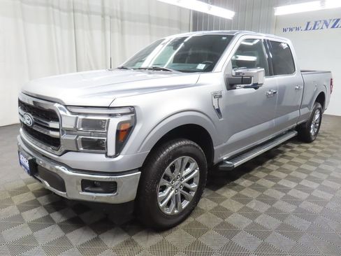 Used 2025 Ford F150 Lariat w/ Equipment Group 502A High AWD/4WD image 9