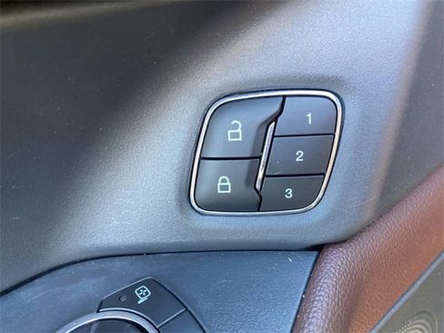 Certified 2024 Ford Expedition Limited image 18