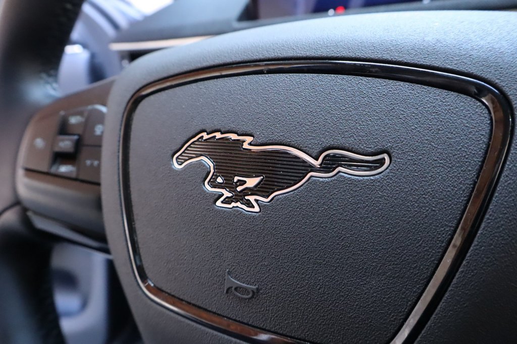 Used 2025 Ford Mustang Mach-E Select RWD image 27