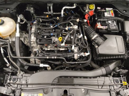 Used 2021 Ford Escape S image 30