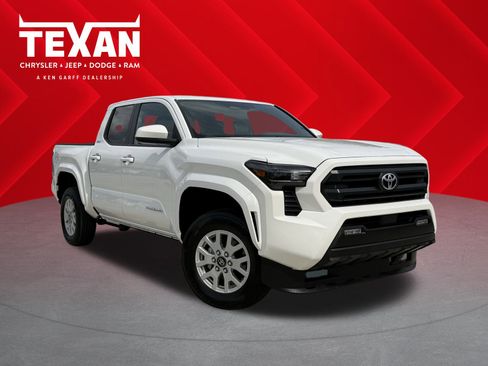Used 2024 Toyota Tacoma SR5 image 1