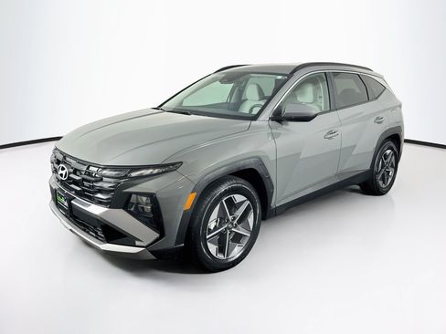 Used 2026 Hyundai Tucson SEL FWD image 3