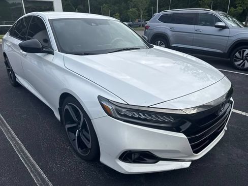 Used 2021 Honda Accord Sport image 3