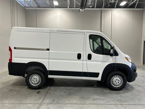 New 2025 RAM ProMaster 1500 w/ Convenience Group image 5
