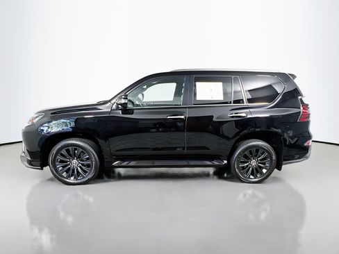 Used 2023 Lexus GX 460 Premium w/ Accessory Package image 9