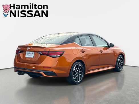 Used 2024 Nissan Sentra SR image 2
