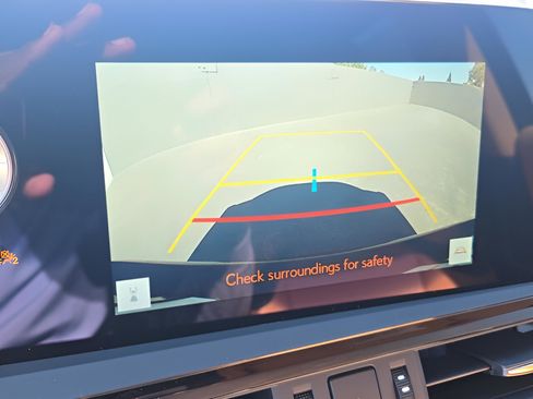 New 2025 Lexus ES 350 w/ Premium Package image 13