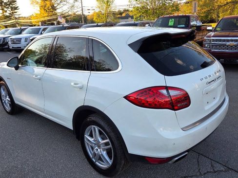Used 2012 Porsche Cayenne S AWD/4WD image 11