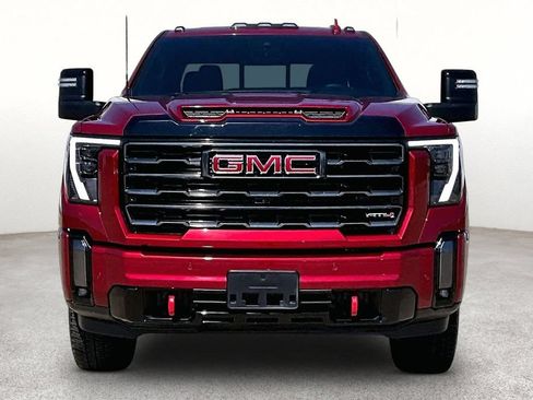 Used 2024 GMC Sierra 3500 AT4 w/ AT4 Premium Plus Package AWD/4WD image 4