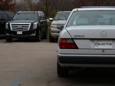 Used 1993 Mercedes-Benz 300 E 2.8 image 11