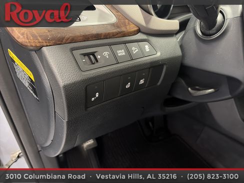Used 2017 Hyundai Santa Fe Limited FWD image 26