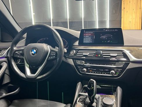 Used 2020 BMW 540i xDrive w/ Premium Package image 23