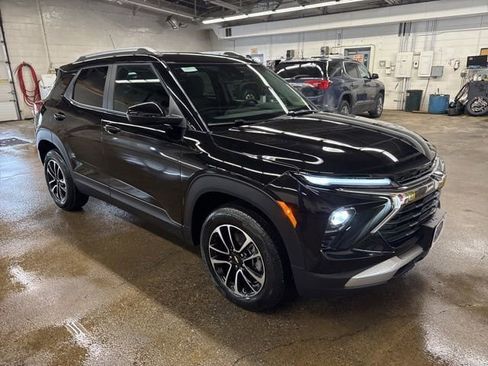 New 2026 Chevrolet TrailBlazer LT w/ Convenience Package AWD/4WD image 8