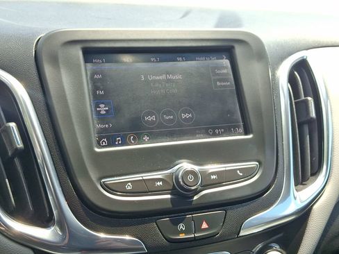 Certified 2024 Chevrolet Equinox LS w/ LS Convenience Package FWD image 14