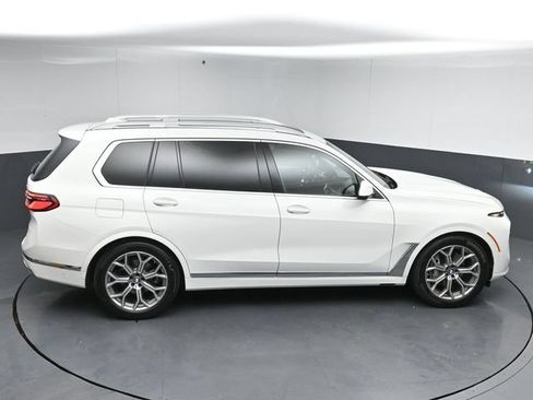 Used 2023 BMW X7 xDrive40i AWD/4WD image 53