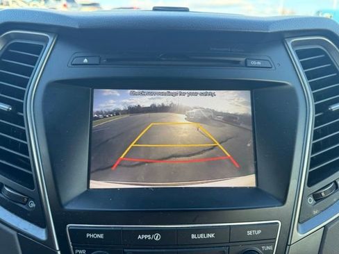 Used 2018 Hyundai Santa Fe Sport image 21