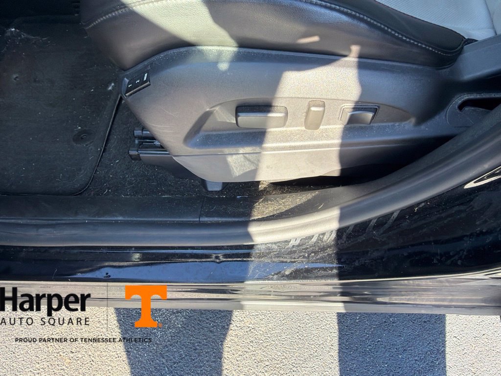 Used 2015 Chevrolet Equinox LTZ FWD image 18