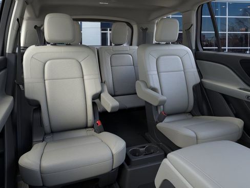 New 2025 Lincoln Aviator Reserve w/ Illumination Package image 11