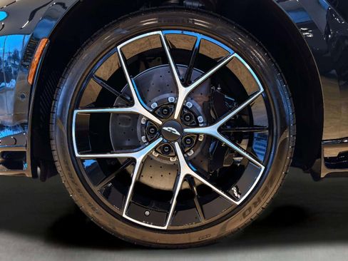 New 2026 Aston Martin DBX 707 image 8